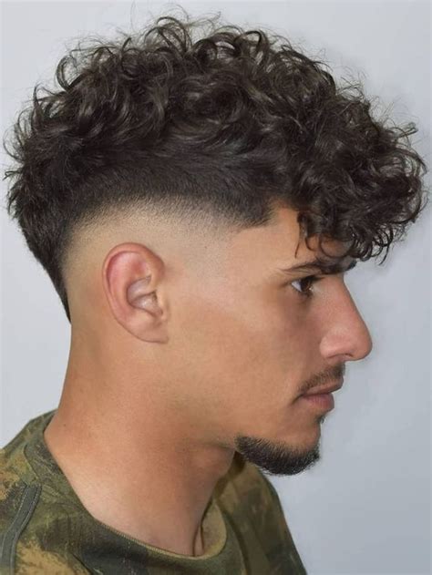 Low Fade Haircut Cacheado - Low fade cacheado | Curly hair fade, Fade haircut curly hair, Low fade ...