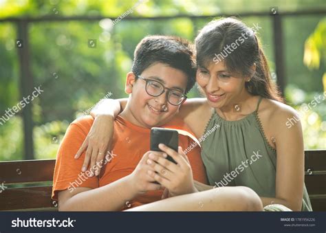 mother  teenage son images stock  vectors