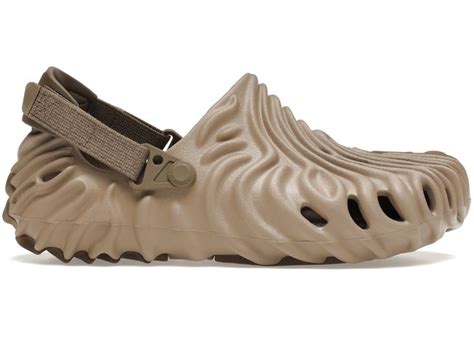 Crocs Pollex Clog by Salehe Bembury Menemsha | Crocs fashion, Clog ...