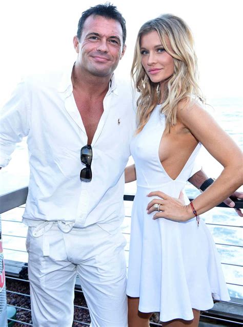 Joanna Krupa: Former Real Housewives Star Officially Files for Divorce