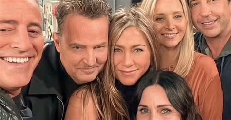 Friends stars' net worth and how much they're getting paid for 17-year ...
