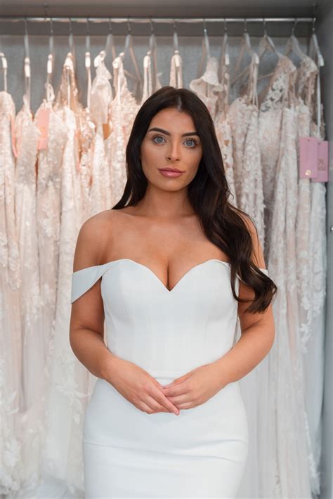 Win Your Wedding Dress Worth £2,500 With TDR Bridal Birmingham | Love