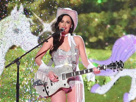 Kacey Musgraves, Willie Nelson to play first ever Palomino country