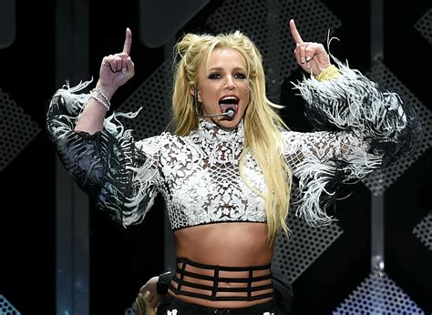 Britney Spears Has Two Minute Nip Slip While Performing In Maryland