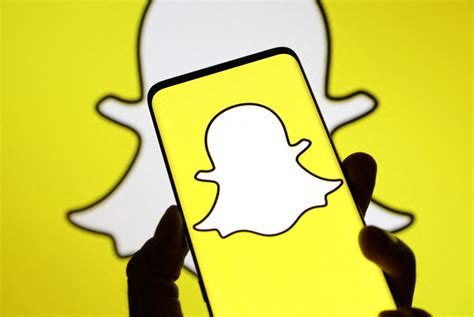 Snapchat parent soars after beating revenue, user growth estimates