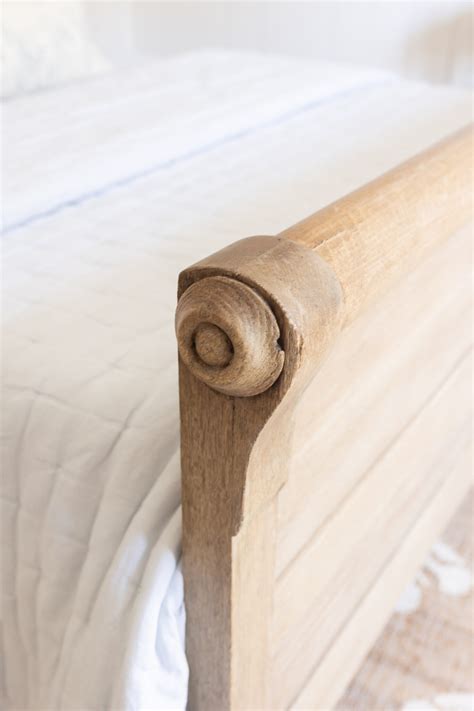 The Coastal Oak | DIY & Design