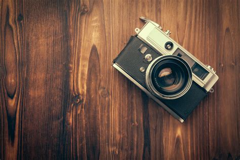 The Next Thing in Camera Technology: Mirrorless!
