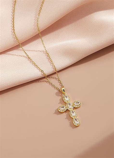 Cross Pendant Necklace | Azazie