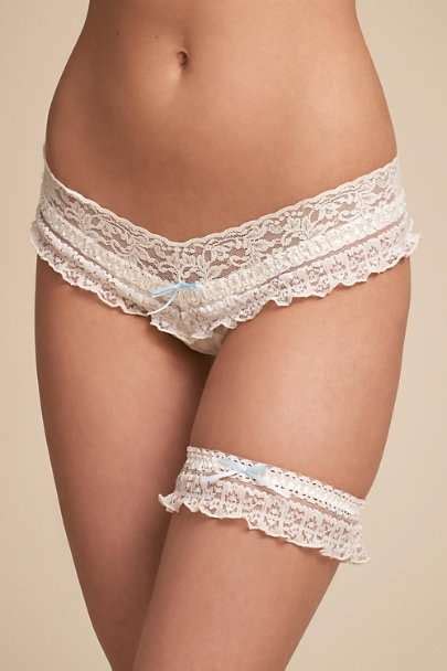 What is a Wedding Garter and Rocky Mountain Bride's Favorites