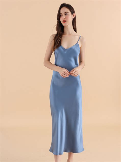 100% 25 Momme Luxury Mulberry Silk Sleeveless V-neck One-piece Silk