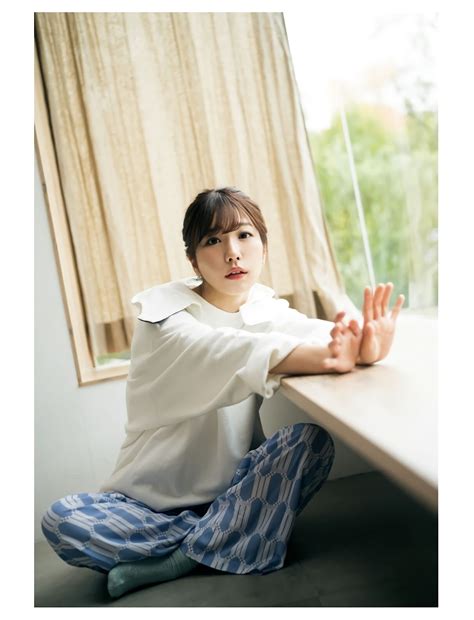 AIMI 愛美, Young Dragon Age ヤングドラゴンエイジ 2022 Vol.09 - Idol