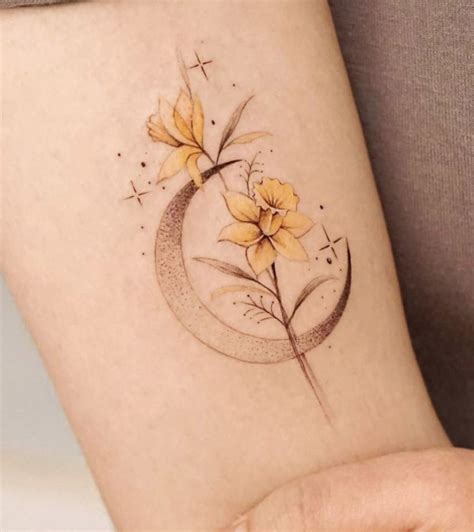 Flower moon tattoo – Artofit