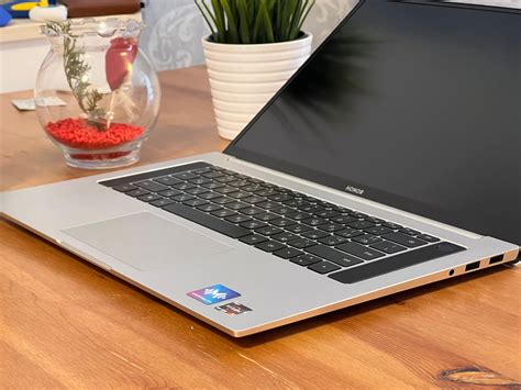 Honor MagicBook 16 pro 16/512 ryzen 5 4600H Bucuresti Sectorul 6 • OLX.ro