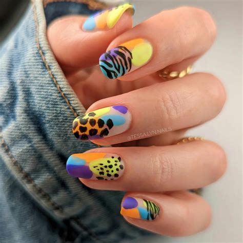 add  pop   cheetah print nails