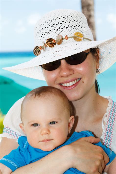 mother  baby  summer holiday  stock photo public domain pictures