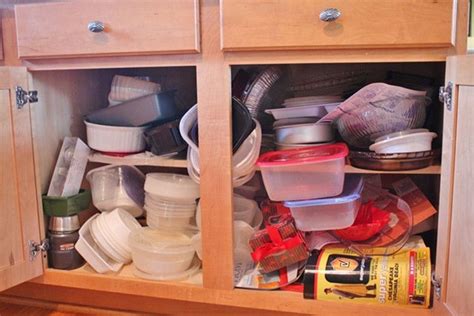12 Clever Tupperware Organization Ideas to Keep Clutter at Bay - How ...