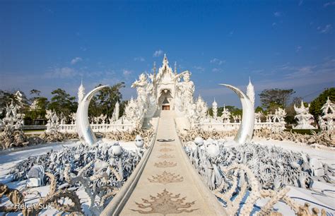 Wat Rong Khun: the White Temple of Thailand