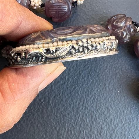 Art Deco Carved Chinese Amethyst Beaded Choker Necklace For Sale at