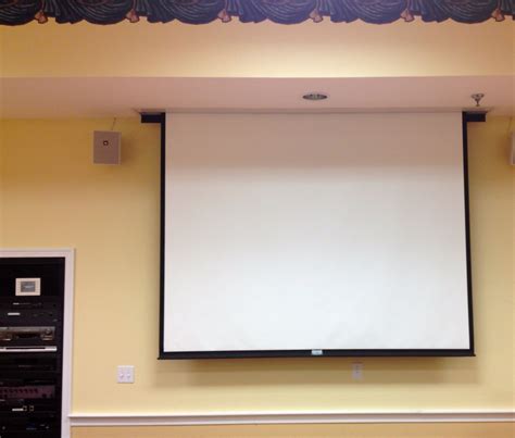 How To Set Up A Portable Projector Screen at George Wilke blog