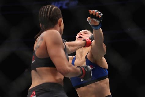 UFC 232 free video: Amanda Nunes vs Ronda Rousey full fight - Bloody Elbow