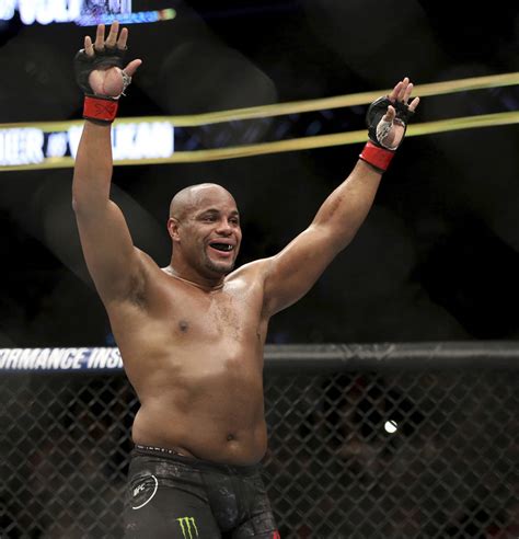 UFC heavyweight champ Daniel Cormier fighting for his legacy | Las ...