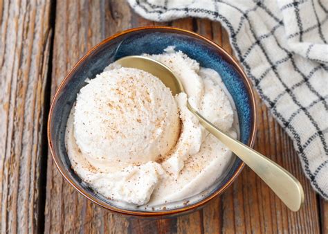 Eggnog Ice Cream - Barefeet in the Kitchen