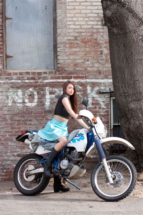 Biker Girl - Biker Chick - Biker Babe - GBT13 | Biker babes, Biker girl