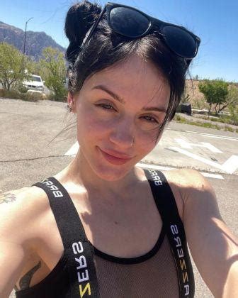 Rosalyn Sphinx 2025, Age, Height, Boyfriend, Net Worth