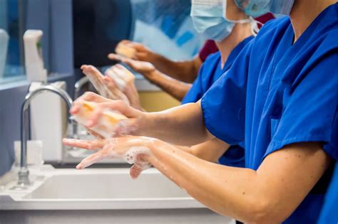 Maintain Personal Hygiene Standards Course - Free Training