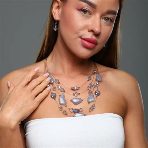 Комплект колье и серьги камень искуственный сиренивый. zlatto-jewelry
