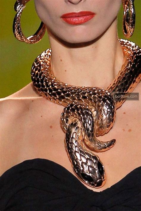 Колье со змеей- фото | Necklace, Fashion jewelry, Serpent jewelry