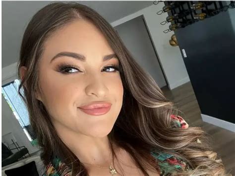 Gizelle Blanco Age, Career, Family, Net Worth, Height Bio 2024.