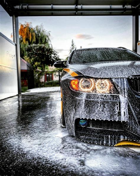 [100+] Car Wash Pictures | Wallpapers.com