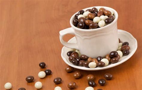 7 Best Chocolate Covered Espresso Beans - Fueled By Coffee