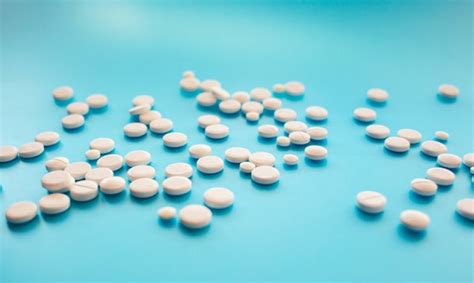 Taking Tylenol May Have One Insane Side Effect, Research Suggests