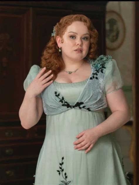 okay can we talk about the best dress Penelope wore in the first half