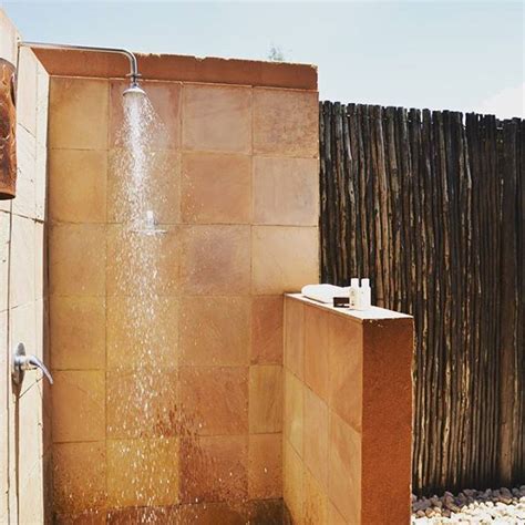 The perfect morning for an outdoor shower at #kloofzichtlodge #atguvon ...