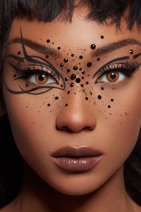 NYC Fashion Photographer Eric Hason Photographs Beauty with Model