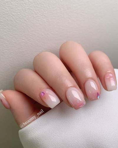 Vintage Wedding Nails Ideas [2025 Guide + FAQs]