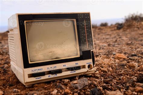 Old TV set 21547239 Stock Photo at Vecteezy