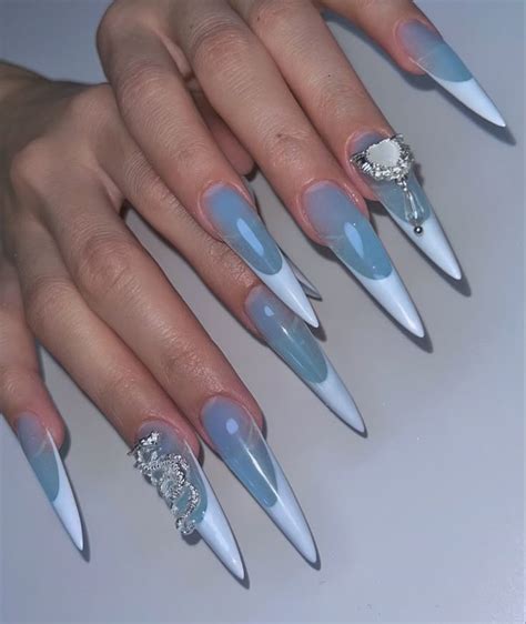 @mani.grunge. экстра-наращивание | Светящиеся ногти, Маникюр ...