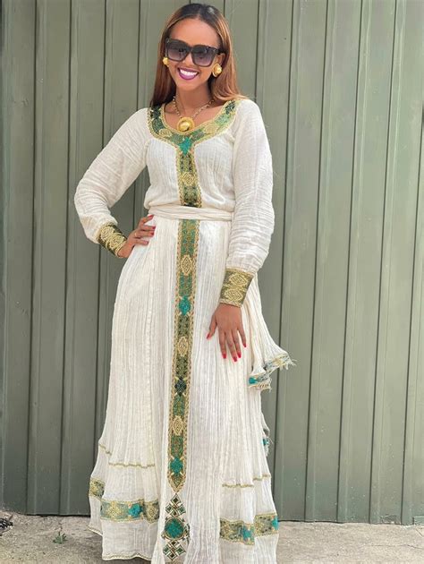 Ethiopian Clothing | Ethiopian clothing, Ethiopian dress, Ethiopian traditional dress