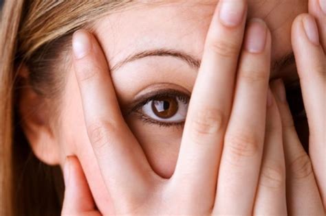 Що таке тріпофобія у людини. Ознаки тріпофобіі на шкірі - фото ...