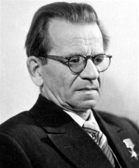 Биография Сергей Лебедев