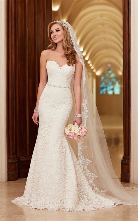 simple wedding dresses for the beach 9