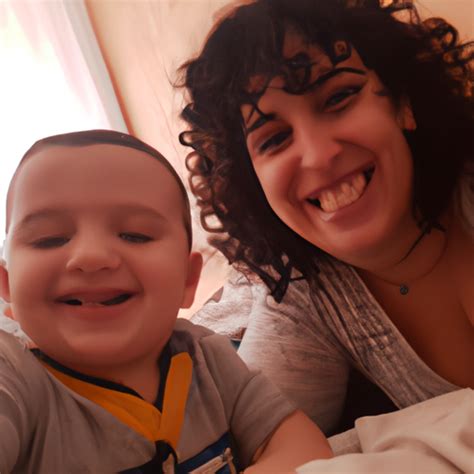 La lactancia y la conexión emocional entre madre e hijo - De Padres ...