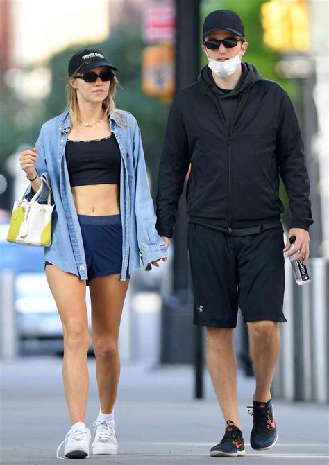 Robert Pattinson and Suki Waterhouse Hold Hands After Hitting Gym ...