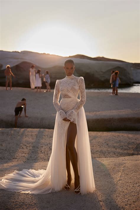 Wedding gowns for 4 11 60 photos - Astyledwedding.com