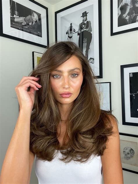 Stylists are debating the cutting for short hair trends for fall 2