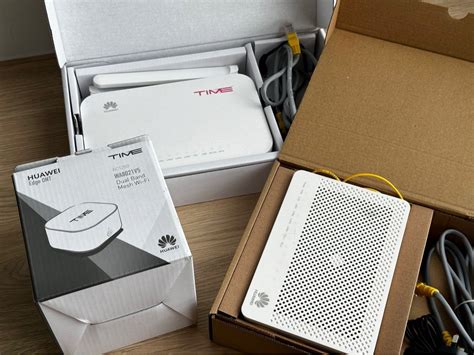 Huawei OptiXstar GPON Terminal + Bridge GPON Terminal + Dual Bank Mesh ...